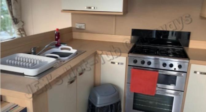 Jems Hot-Tub Getaways 8 Berth At Tattershall Lakes Exteriör bild